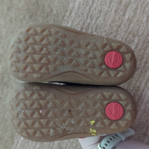 See Kai Run Toddler Size 6 Shoes - Picture 8 of 8